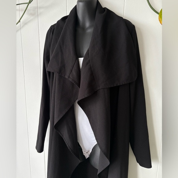 Revamped Black Duster with Dramatic Shawl Collar Small - Picture 1 of 4
